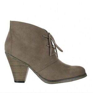 MIA Sean Brown Ankle Boots 7